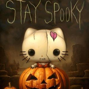 I 🧡🖤 love Halloween! Love Sanrio and Pink decor! 💖🌸💖